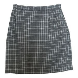 Lorianna Petite Women's Mini Skirt.Black Plaid. Sz 8